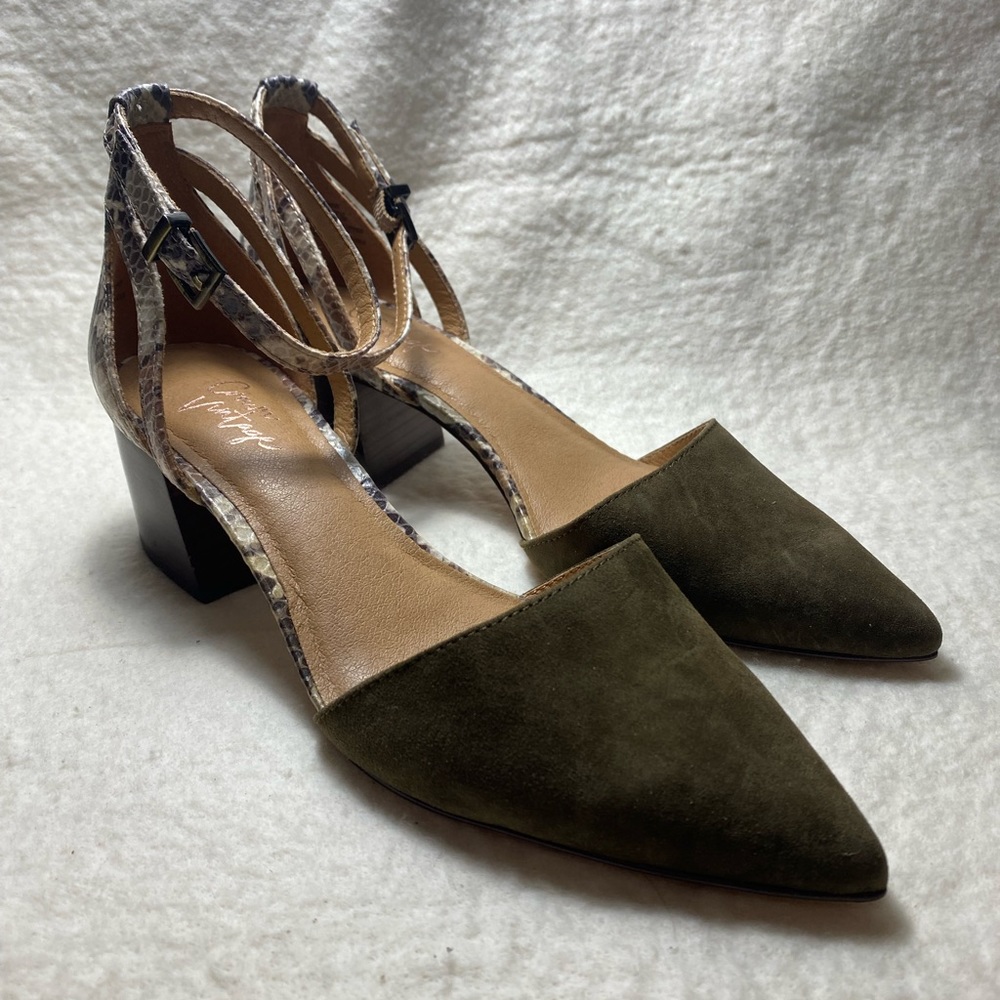 NWOT Crown Vintage D’orsay block heel